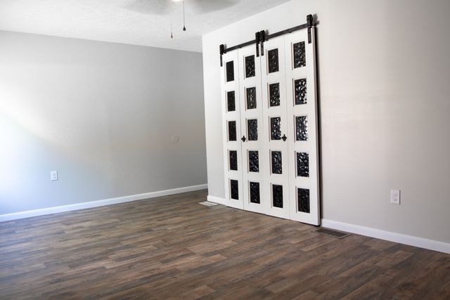 1512 Meadowbrook Road Road, Vanceburg, KY 41179