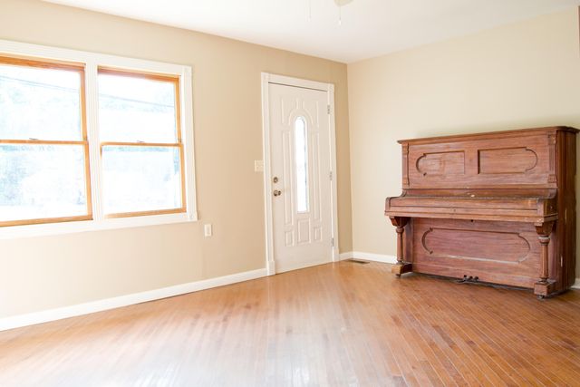 1512 Meadowbrook Road Road, Vanceburg, KY 41179