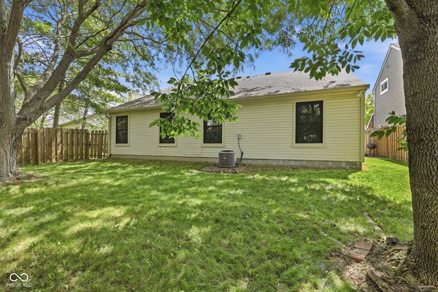 5020 Eagles Watch Drive, Indianapolis, IN 46254