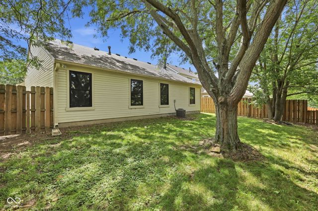 5020 Eagles Watch Drive, Indianapolis, IN 46254
