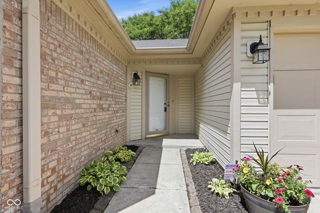 5020 Eagles Watch Drive, Indianapolis, IN 46254