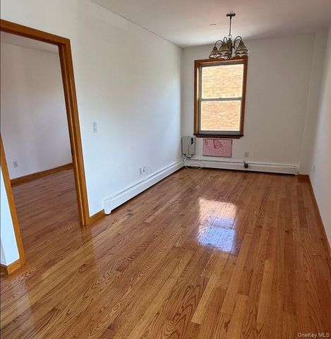 7177 159th Street 3D, Fresh Meadows, NY 11365