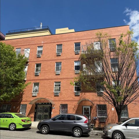 7177 159th Street 3D, Fresh Meadows, NY 11365