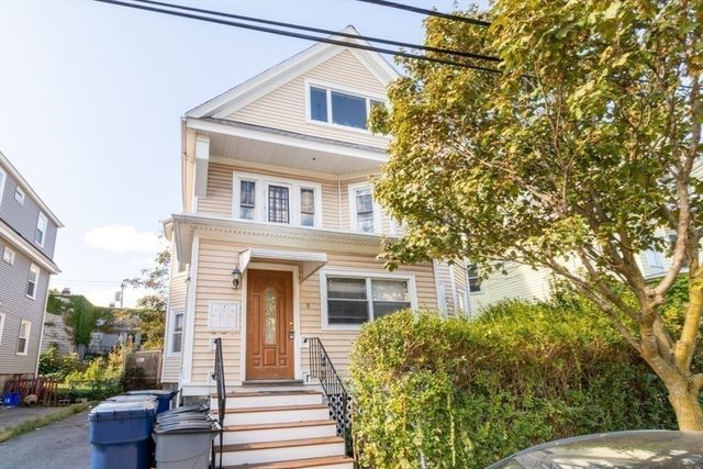 8 Hastings St 2, Boston, MA 02132