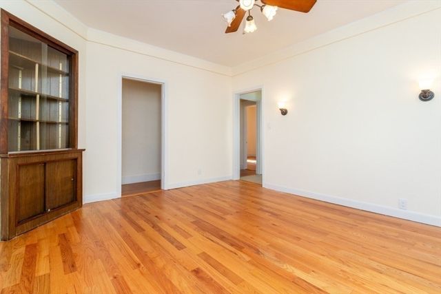 8 Hastings St 2, Boston, MA 02132