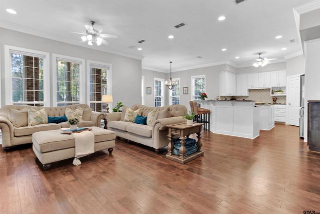 1624 Meadowlark Lane, Hideaway, TX 75771