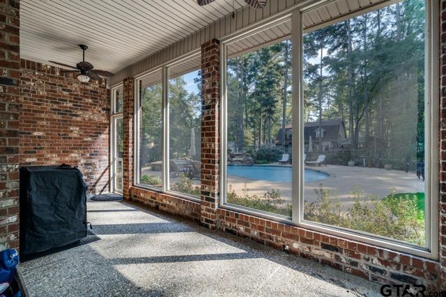 1624 Meadowlark Lane, Hideaway, TX 75771