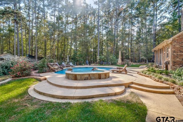 1624 Meadowlark Lane, Hideaway, TX 75771