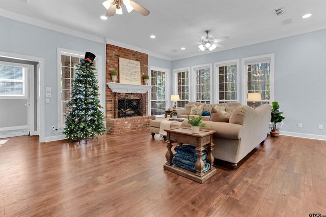 1624 Meadowlark Lane, Hideaway, TX 75771