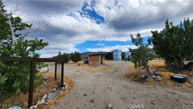 30650 233rd E, Llano, CA 93544