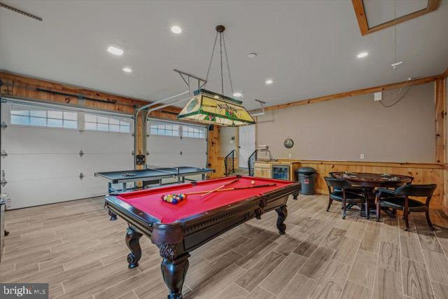 3056 HAMPSHIRE GRADE RD, Hedgesville, WV 25427