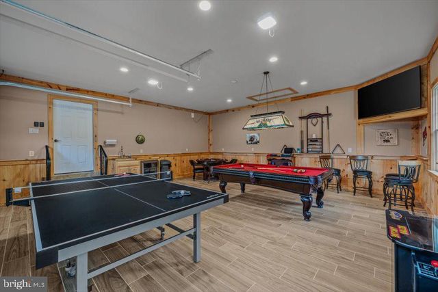 3056 HAMPSHIRE GRADE RD, Hedgesville, WV 25427