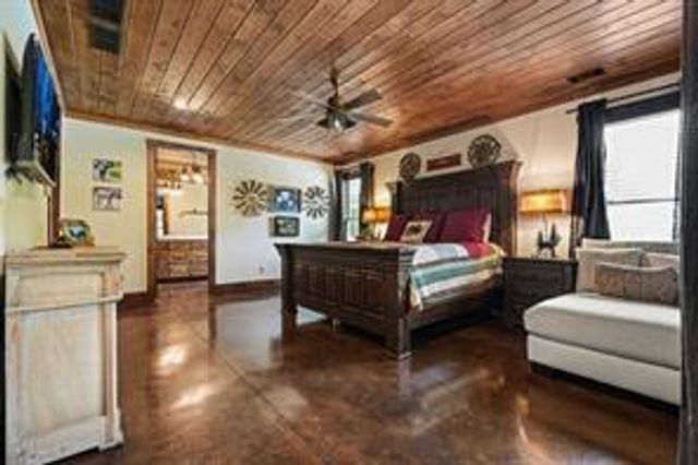 341 Blackberry Trail, Ball Ground, GA 30107