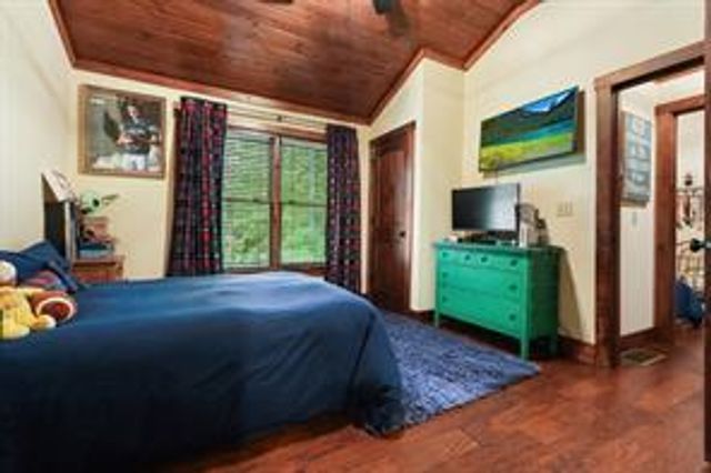 341 Blackberry Trail, Ball Ground, GA 30107