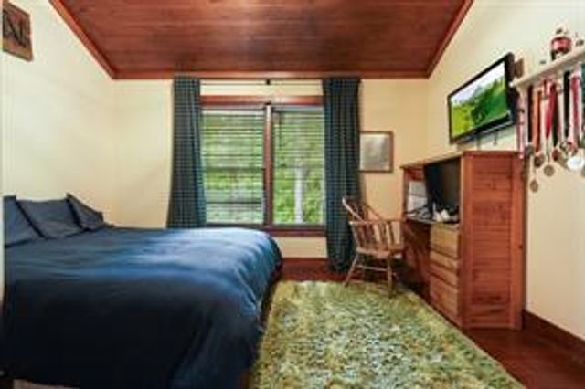 341 Blackberry Trail, Ball Ground, GA 30107