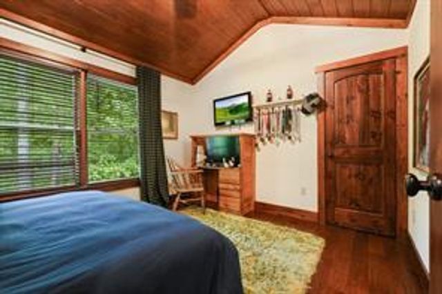 341 Blackberry Trail, Ball Ground, GA 30107