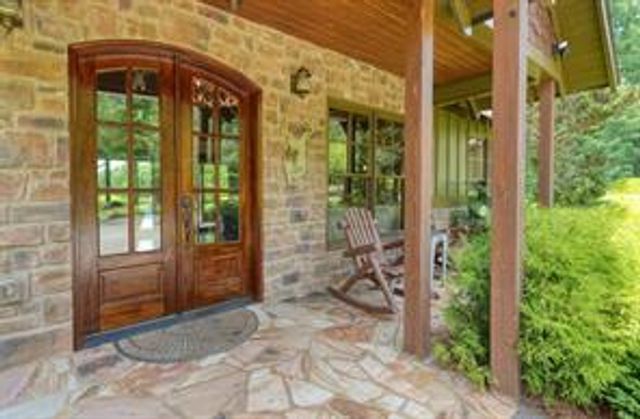 341 Blackberry Trail, Ball Ground, GA 30107