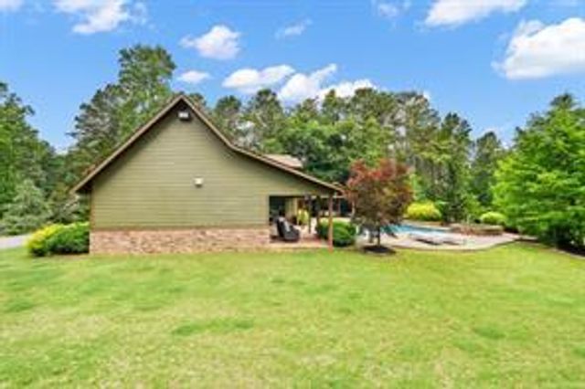 341 Blackberry Trail, Ball Ground, GA 30107