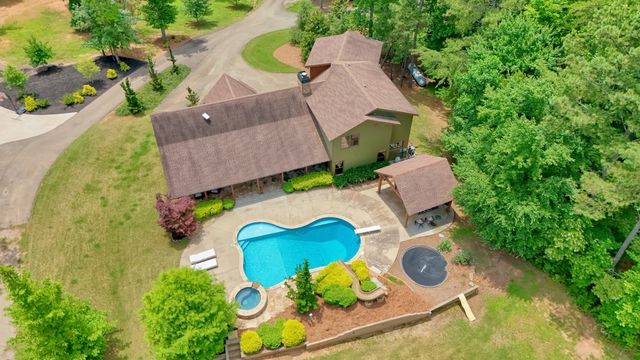 341 Blackberry Trail, Ball Ground, GA 30107