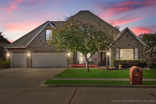 7412 E Fort Worth Street, Broken Arrow, OK 74014