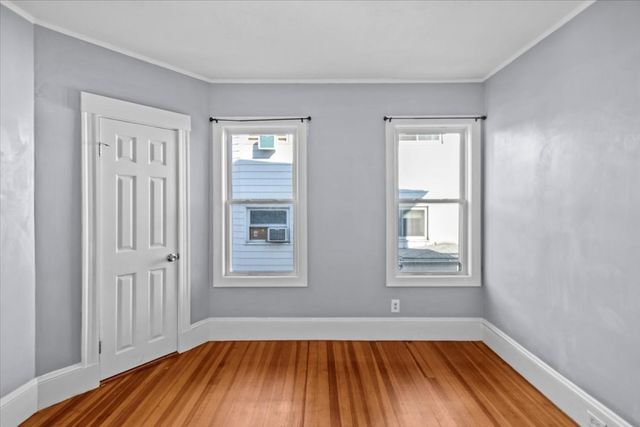 25-27 Kenwood Rd 1, Everett, MA 02149
