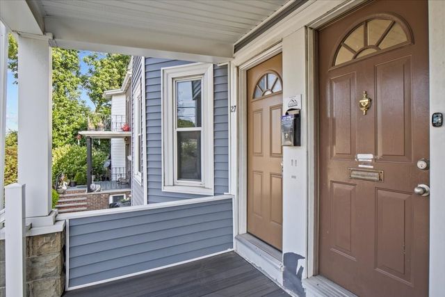 25-27 Kenwood Rd 1, Everett, MA 02149