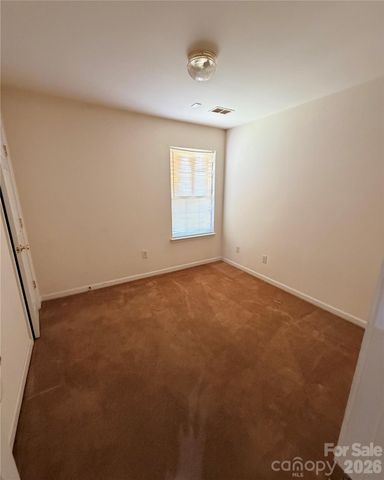 3834 Brookchase Lane, Charlotte, NC 28205