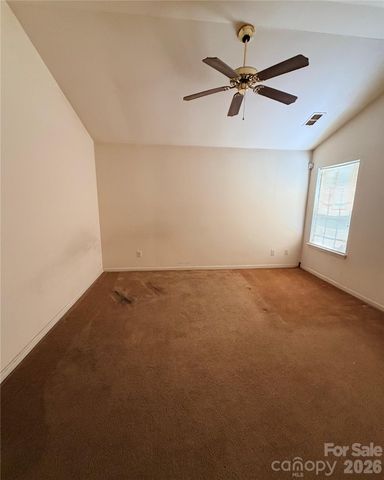 3834 Brookchase Lane, Charlotte, NC 28205