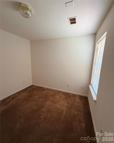 3834 Brookchase Lane, Charlotte, NC 28205
