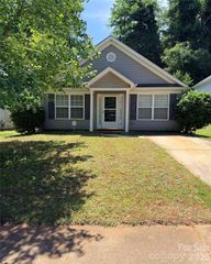 3834 Brookchase Lane, Charlotte, NC 28205