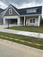 1045 Silverpine Drive, Chattanooga, TN 37421