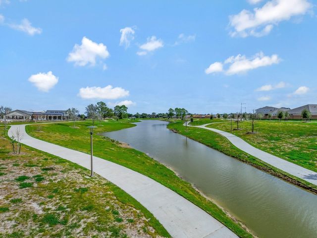 3119 Quiet Sunset Drive, Houston, TX 77080