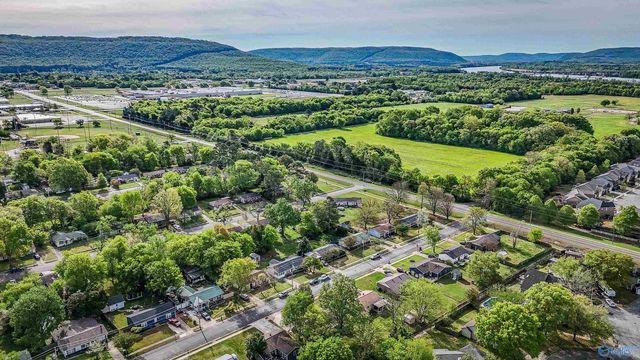 14016 Mariellen Road SW, Huntsville, AL 35803