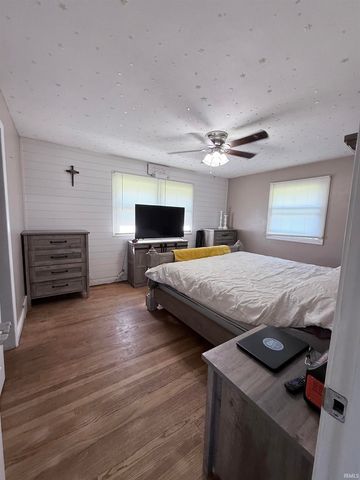 2104 S Dorothy Street, South Bend, IN 46613