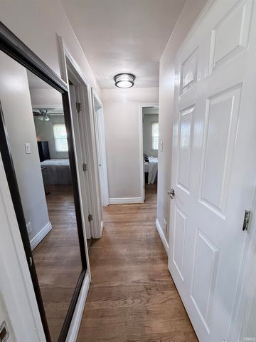 2104 S Dorothy Street, South Bend, IN 46613