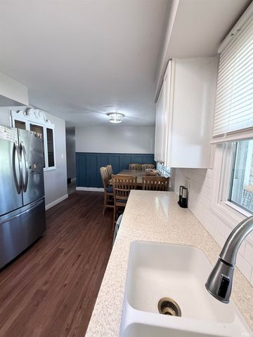 2104 S Dorothy Street, South Bend, IN 46613