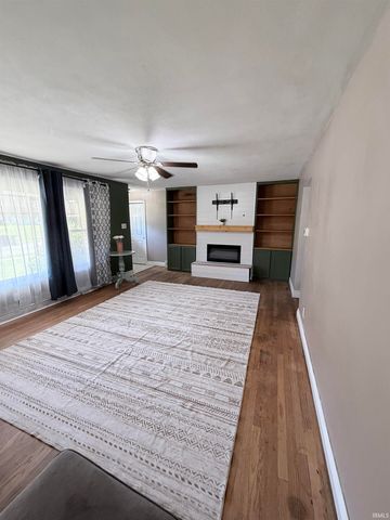 2104 S Dorothy Street, South Bend, IN 46613
