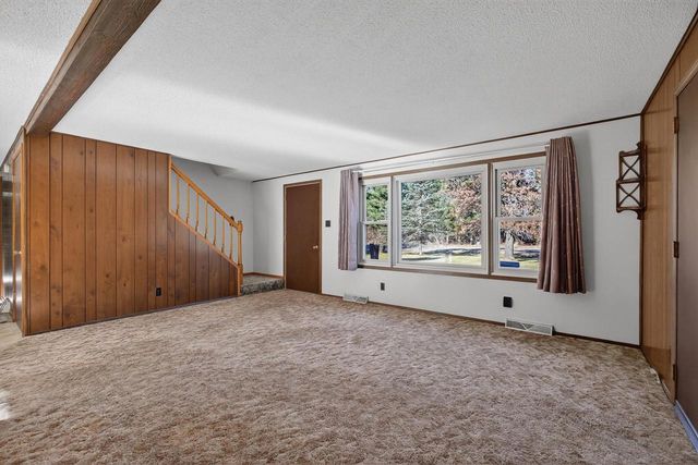 4555 LYNN HILL ROAD, Nekoosa, WI 54457