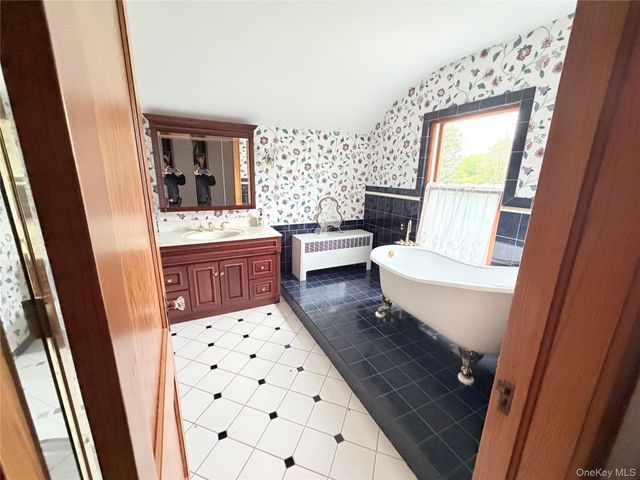 82 Wallkill Avenue, Montgomery, NY 12549
