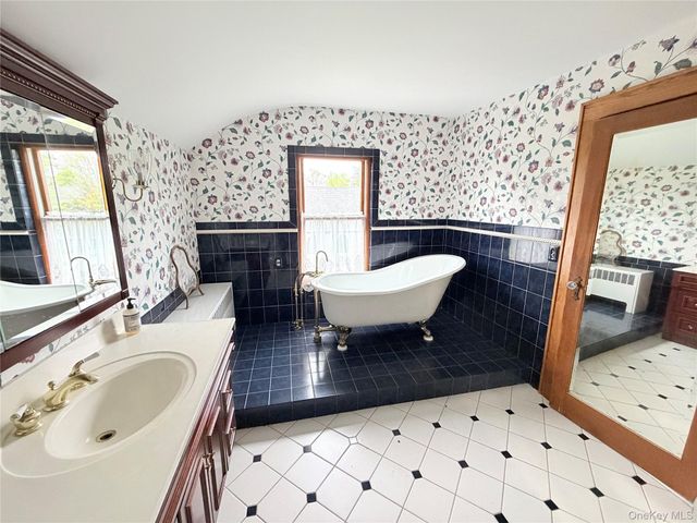 82 Wallkill Avenue, Montgomery, NY 12549
