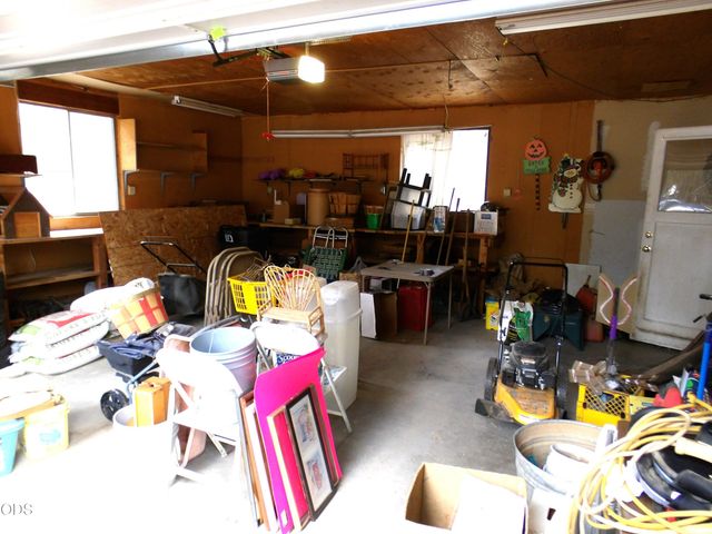 15972 Bull Bat Lane, La Pine, OR 97739