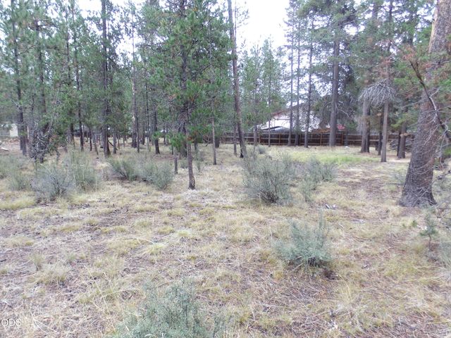 15972 Bull Bat Lane, La Pine, OR 97739