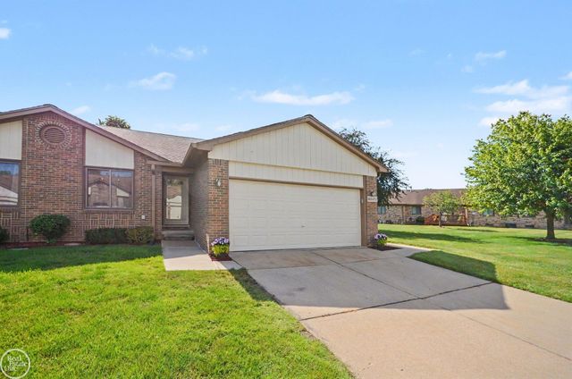 48470 Rosewood Lane, Chesterfield Twp, MI 48051