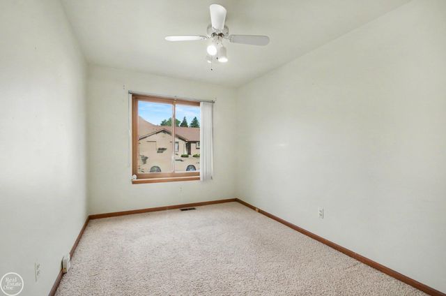 48470 Rosewood Lane, Chesterfield Twp, MI 48051
