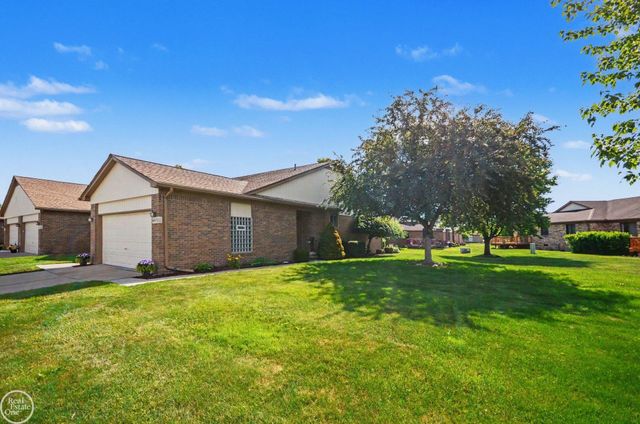 48470 Rosewood Lane, Chesterfield Twp, MI 48051