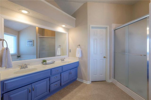 12293 S Mullen Road, Olathe, KS 66062