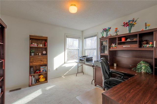 12293 S Mullen Road, Olathe, KS 66062