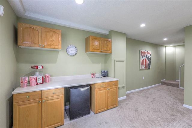 12293 S Mullen Road, Olathe, KS 66062