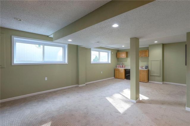 12293 S Mullen Road, Olathe, KS 66062