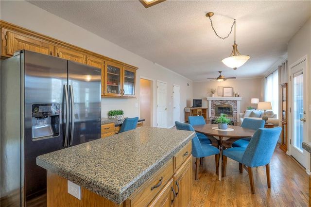 12293 S Mullen Road, Olathe, KS 66062